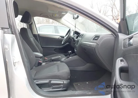 2016 Volkswagen Jetta 1.4T Se из США, поврежденный, VIN 3VWD67AJ4GM250006